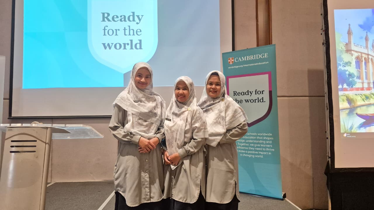 Guru SD Muhammadiyah Plus Salatiga Tingkatkan Kompetensi melalui Cambridge Life Skills in Action