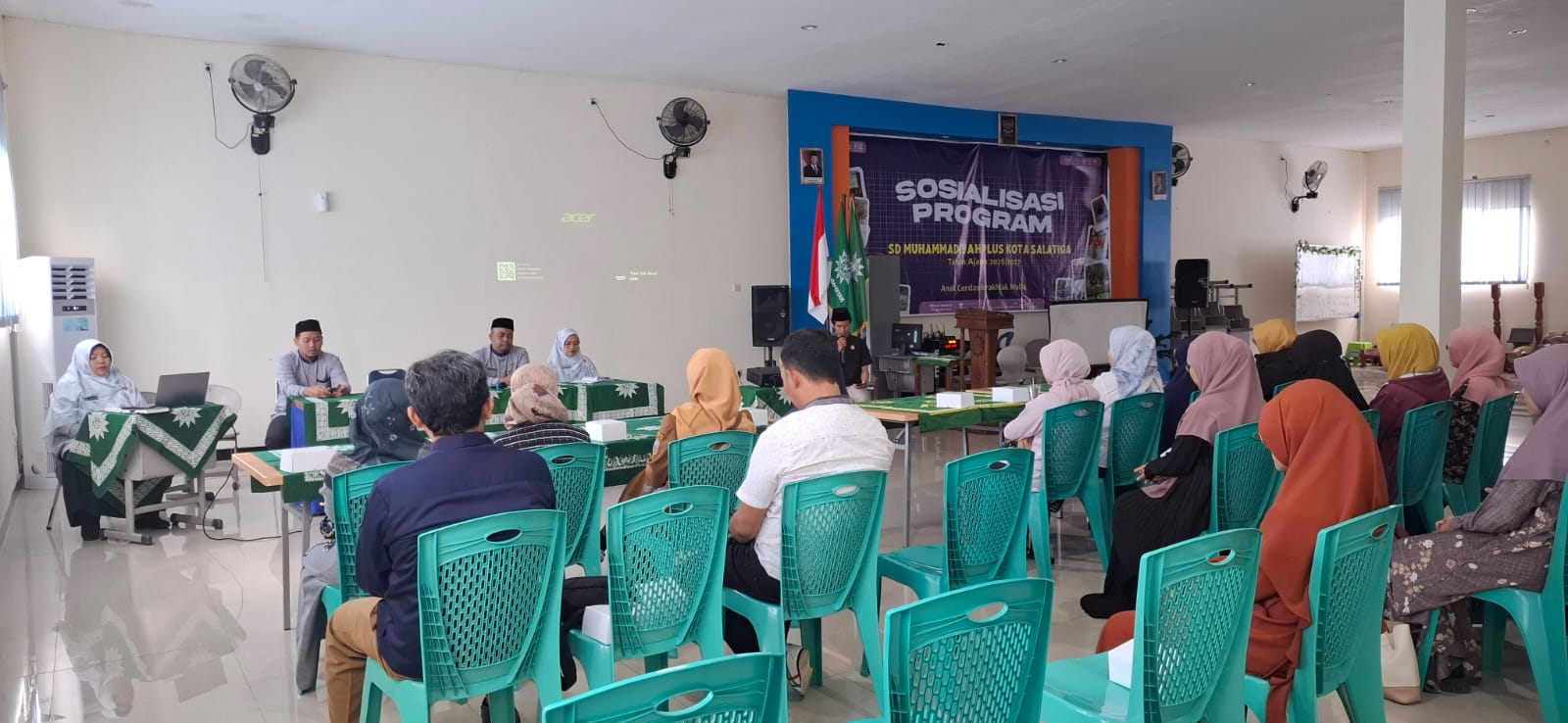 SD Muhammadiyah Plus Salatiga Gelar Sosialisasi Quranic Class Program kepada Wali Murid